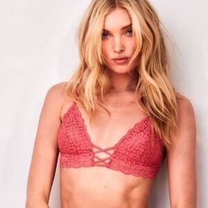 Victoria’s Secret braided plunge lace bralette bra